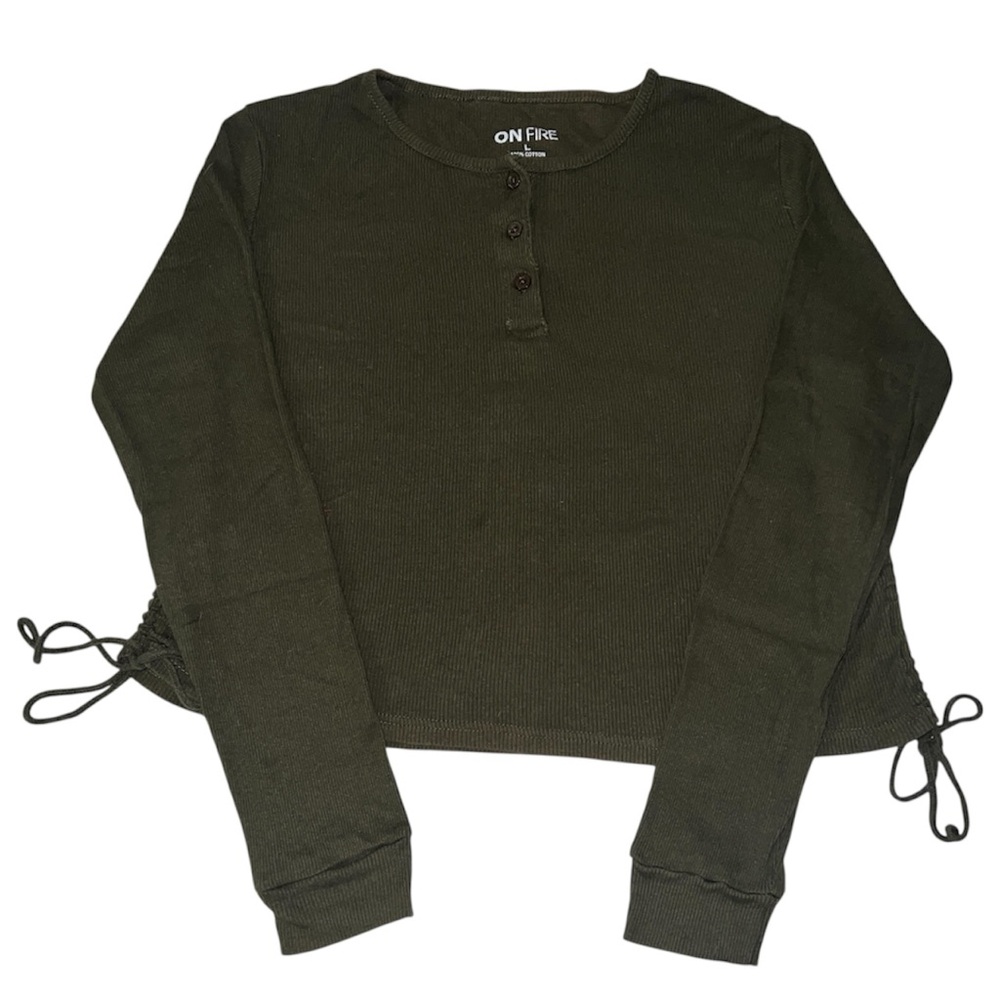 green ribbed henley crop top .